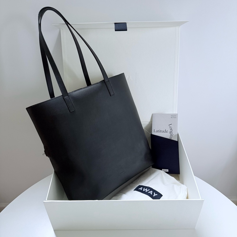 AWAY The Longitude Tote - Black Leather Travel Bag